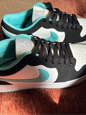 Low Top Sneakers in Aqua, Black & White